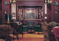 Library & Piano Bar